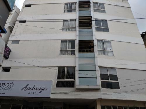 Hotel Aashraya