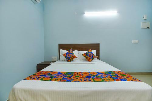 Fabhotel Bricknest Suites