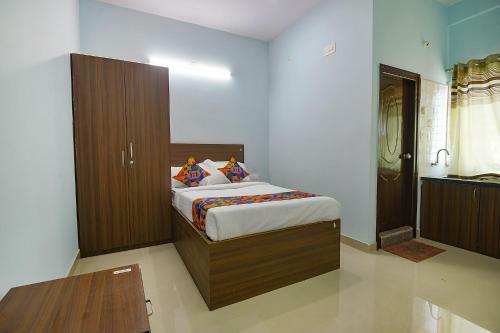Fabhotel Bricknest Suites