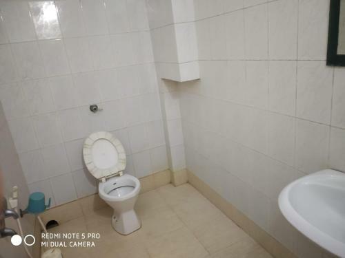 Staymaker Hotel Nilima