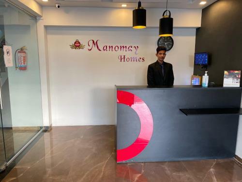 Hotel Manomay Homes