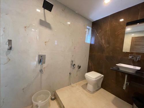 Hotel Manomay Homes