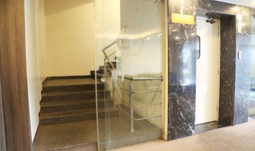 Hotel Shaheen International