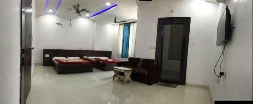 Hotel Hari Darshan