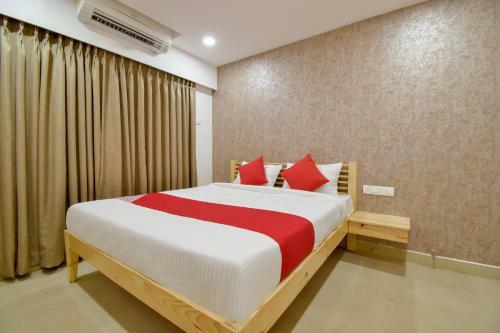 Oyo 65901 Hotel Niraj Inn