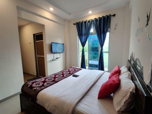 Hotel Janavi Resort