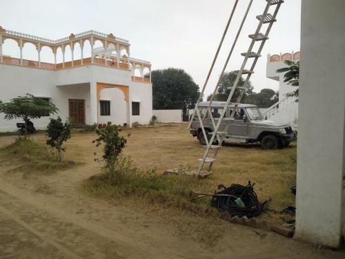 Pratap Singh Place