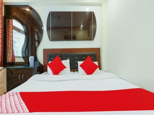 Hotel Oyo Flagship 82894 Sunrise Plaza