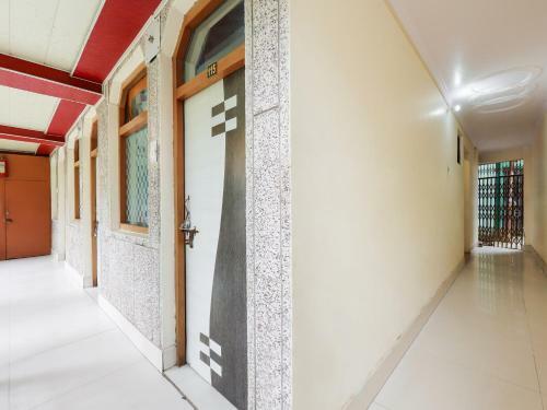 Hotel Oyo Flagship 82894 Sunrise Plaza