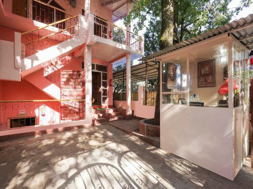 Hotel Oyo Flagship 86326 Sai Sadan Cottage