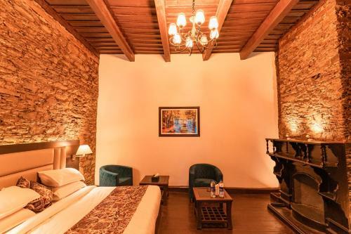 Hotel The Mirchoni Resorts Nainital