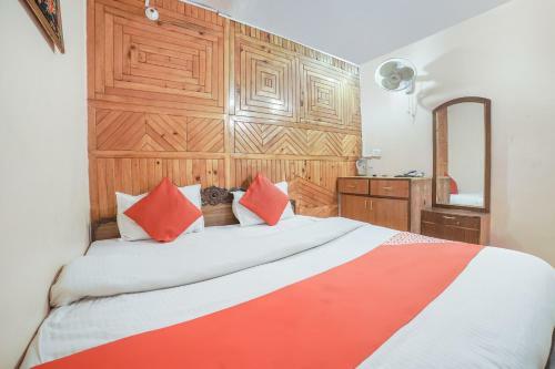 Hotel Oyo Flagship 16561 Surya Holiday Home