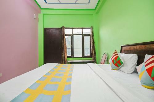 Hostal Oyo Home 80427 Cheerful Stay Kempty
