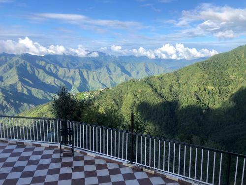 Bed & Breakfast Pushp Home Stay