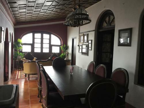 Hotel Raghu Vilas