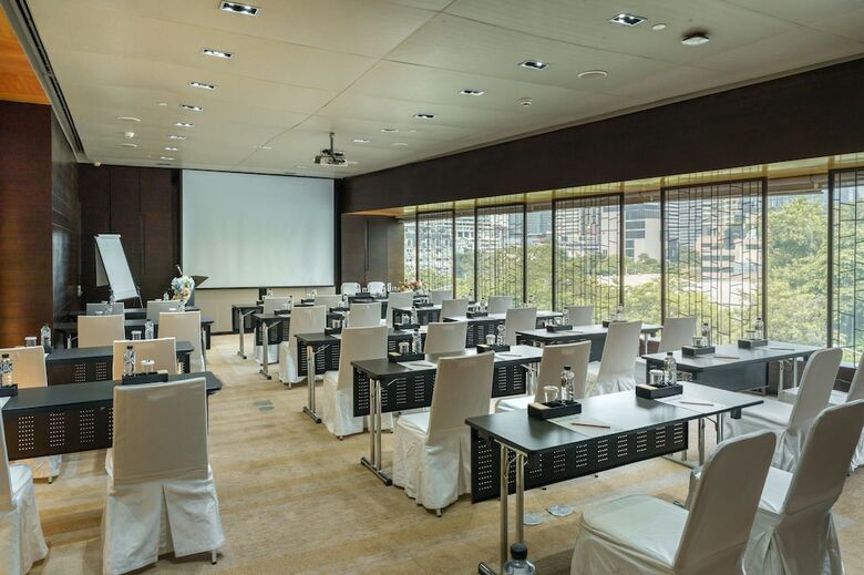 Pullman Bangkok Hotel G