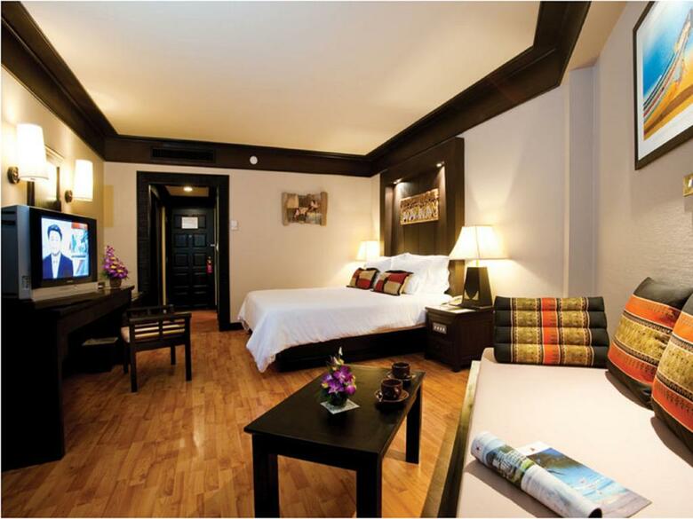 Hotel Kata Beach Resort & Spa