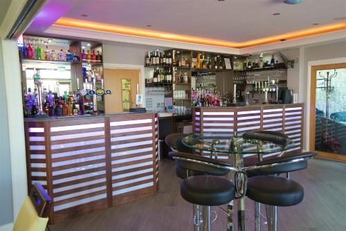The Avenue Hotel