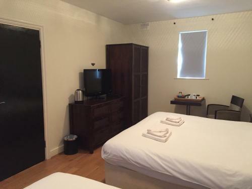 Hostal Savoro Restaurant With Rooms