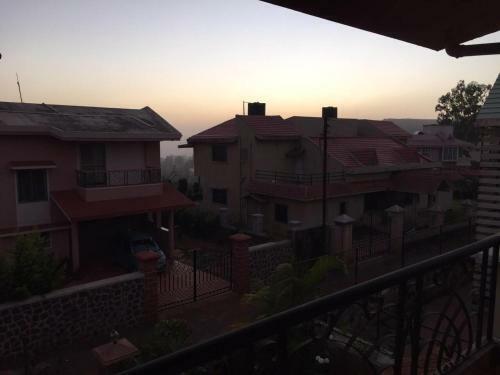 Hotel Amethyst Panchgani Rental Bungalow