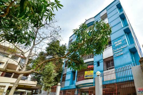 Hotel Oyo 71218 Rudra Homes