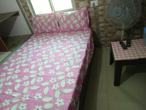 Hostal Budget Hotel