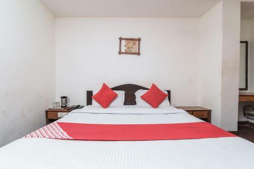 Hotel Oyo 22354 Pg Hospitality Inn