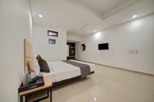Hotel Edition O 30101 Red Coral Hassanpur