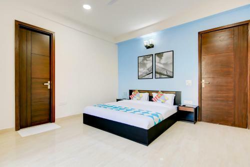 Hostal Oyo Home 62431 Bliss Home Saket