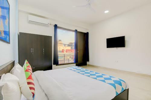 Hostal Oyo Home 62431 Bliss Home Saket