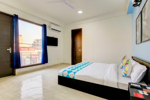 Hostal Oyo Home 62431 Bliss Home Saket