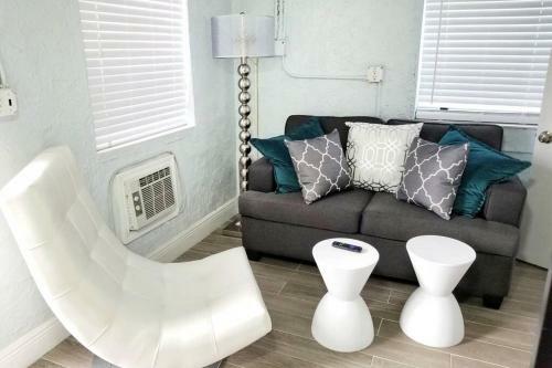 Glam Guesthouse 5 Miles From Hard Rock Stadium