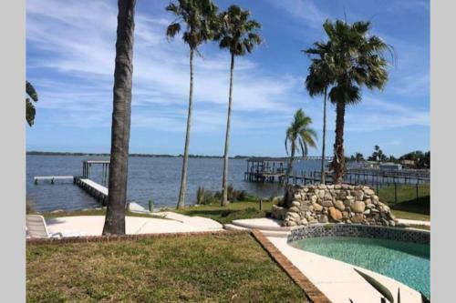 Villa Pineda Palms Estate, 4 Br For 13 Guests