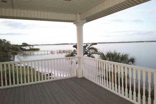 Villa Pineda Palms Estate, 4 Br For 13 Guests