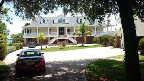 Villa Pineda Palms Estate, 4 Br For 13 Guests
