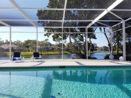 Exclusive Villa - Lakeside, 4 Minutes To Private Beach
