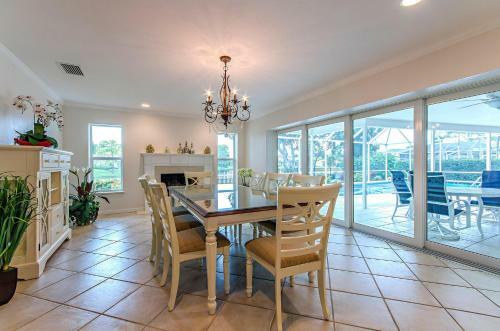 Exclusive Villa - Lakeside, 4 Minutes To Private Beach