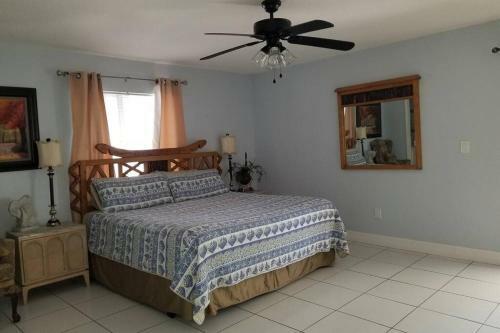 Del Mar Villa