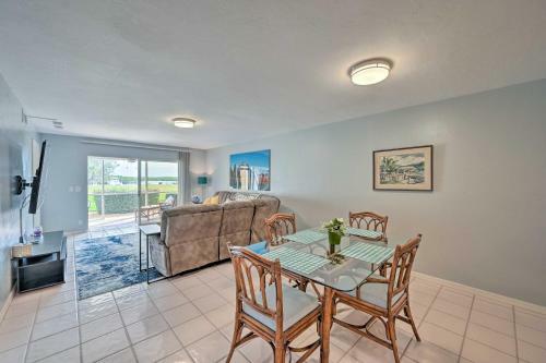 Apartamento First-floor Naples Condo About 3 Mi To Beaches!