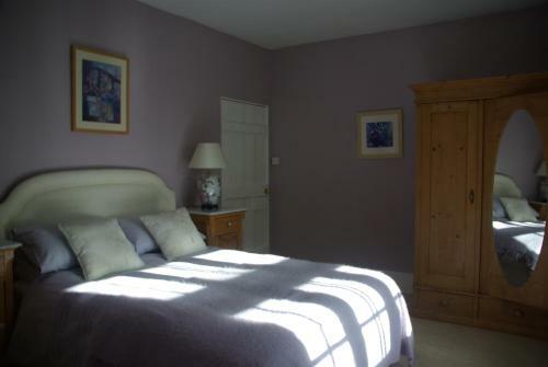 Bed & Breakfast Tresco House