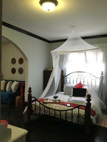 S - Heaven In Little Havana (Apt 1)