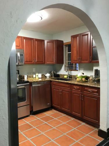S - Heaven In Little Havana (Apt 1)
