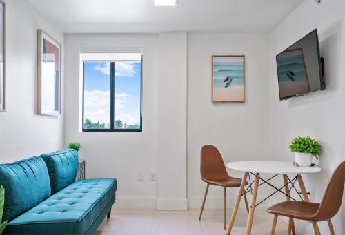 Lh Suites