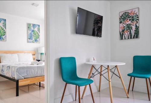 Lh Suites