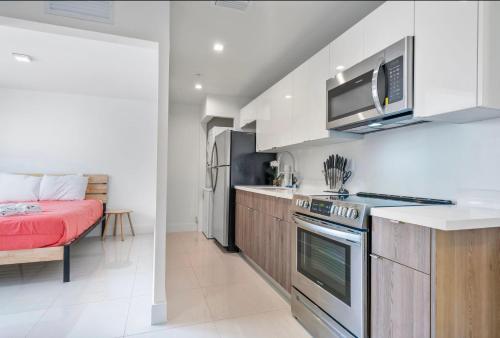 Lh Suites