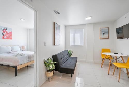 Lh Suites