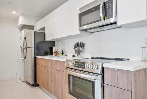 Lh Suites
