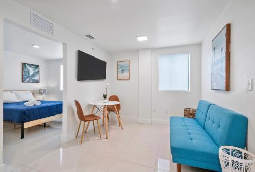 Lh Suites
