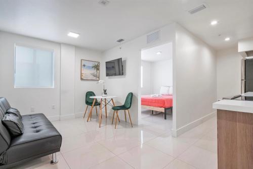 Lh Suites