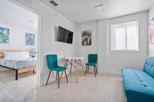 Lh Suites
